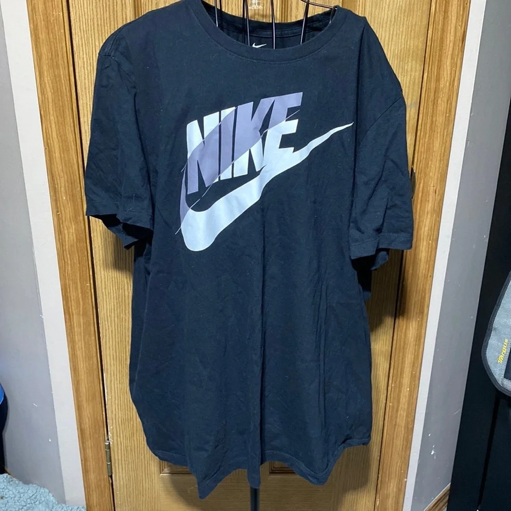 Men’s Nike t-shirt - Picture 1 of 4